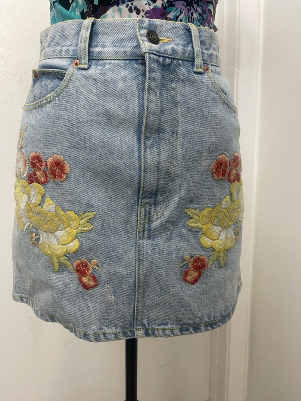 Gucci Light Blue Embroidered Mini Skirt